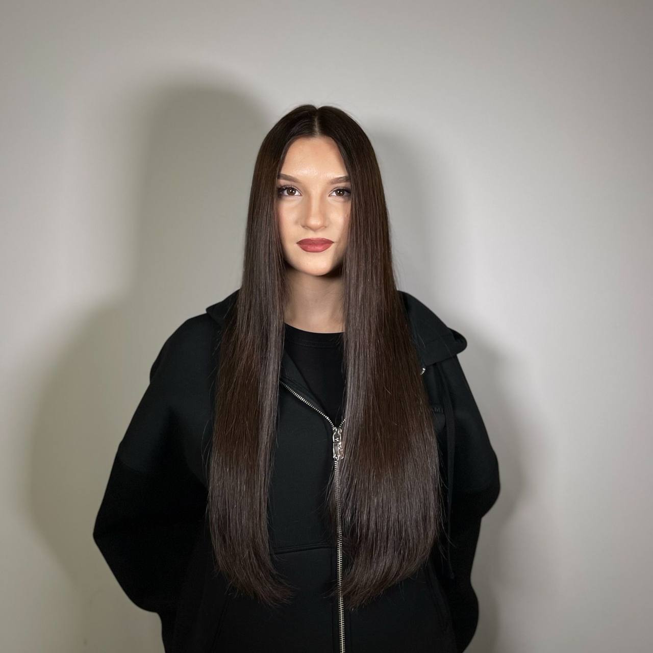 LIB-HAIR - Model portrait (Portrait) [B2WNQ]