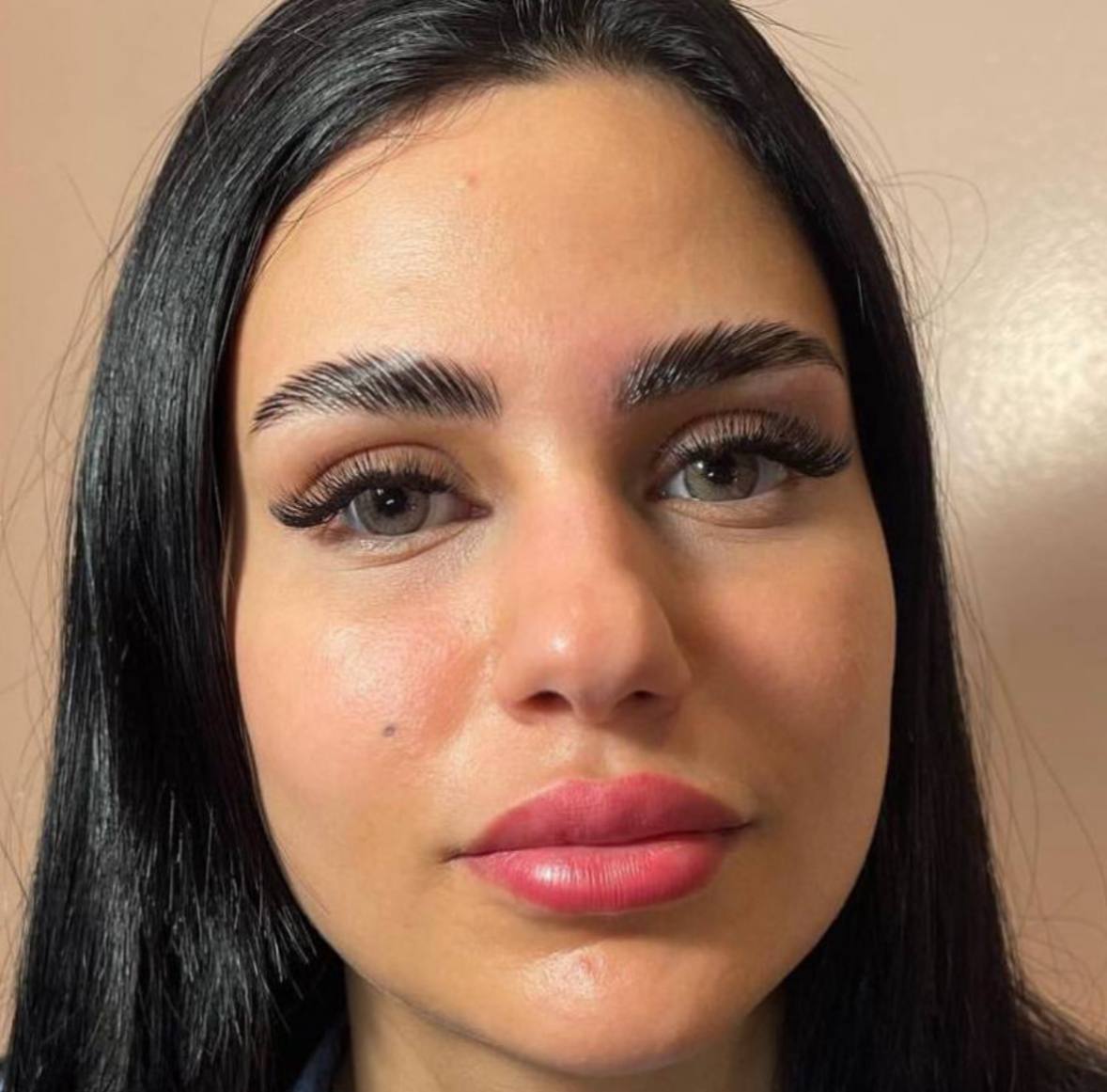 LIB-BROWS - Brows + lashes (Close-up) [4CA4G]